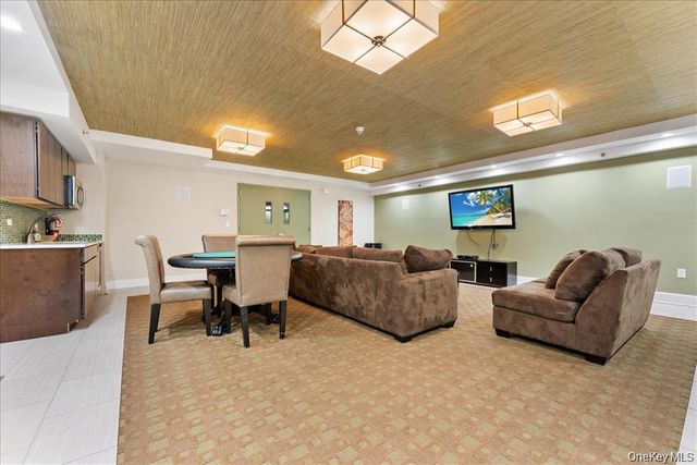 775 Lafayette Avenue 4A, Brooklyn, NY 11221