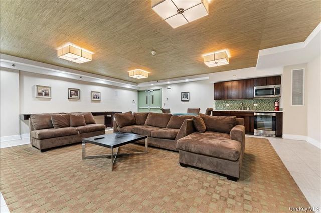 775 Lafayette Avenue 4A, Brooklyn, NY 11221