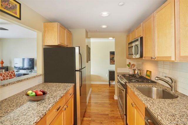 775 Lafayette Avenue 4A, Brooklyn, NY 11221