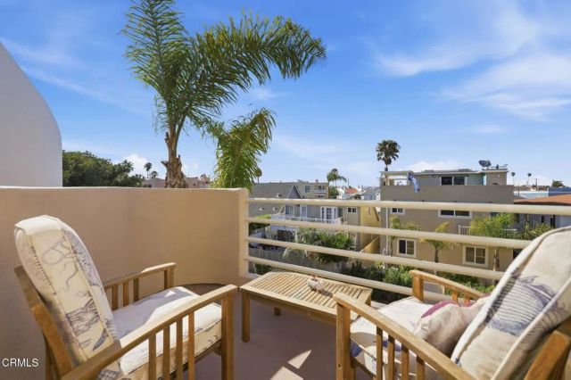 126 Malibu Avenue, Oxnard, CA 93035
