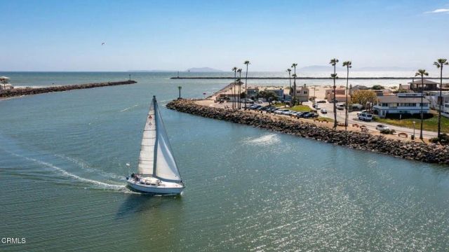 126 Malibu Avenue, Oxnard, CA 93035