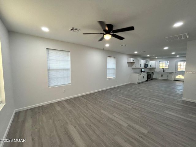 821 Kentucky Avenue, Joplin, MO 64801