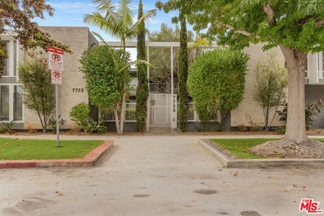 7758 W 91st Street, Los Angeles, CA 90293