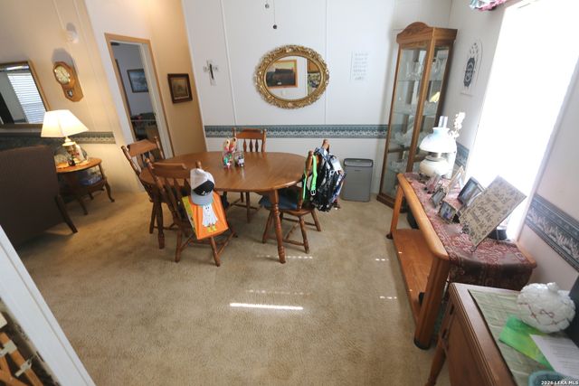 133 Oak View, La Vernia, TX 78121