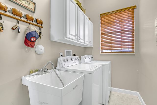 14042 88th Place N, The Acreage, FL 33470