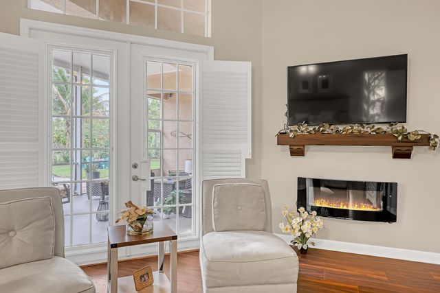 14042 88th Place N, The Acreage, FL 33470