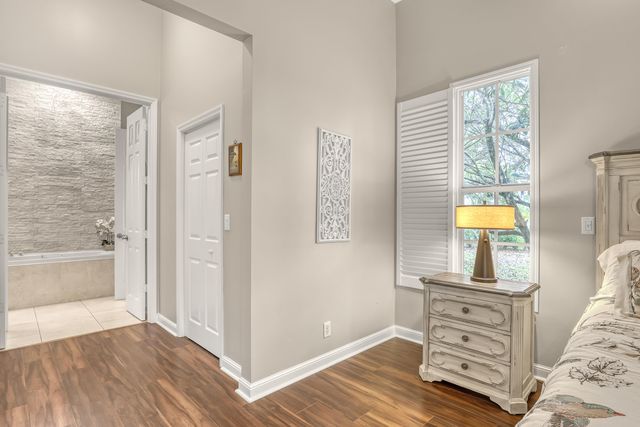 14042 88th Place N, The Acreage, FL 33470