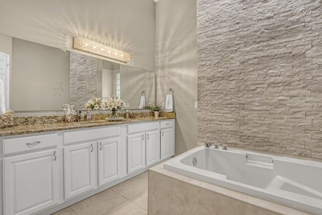 14042 88th Place N, The Acreage, FL 33470