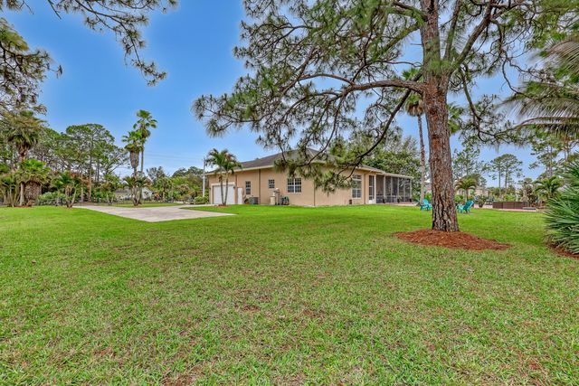 14042 88th Place N, The Acreage, FL 33470