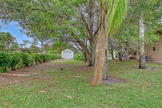 14042 88th Place N, The Acreage, FL 33470