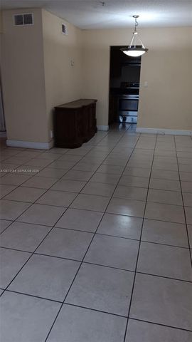 4251 NW 5th Street 112, Plantation, FL 33317