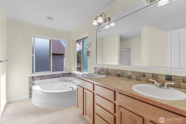 17210 139th Avenue E, Puyallup, WA 98374