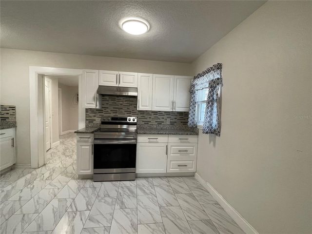 1208 CARLTON AVENUE, Lake Wales, FL 33853