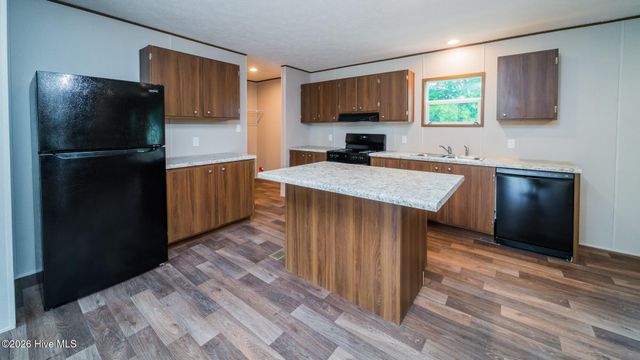 9115 E Calabash Drive SW, Calabash, NC 28467