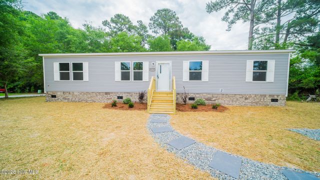 9115 E Calabash Drive SW, Calabash, NC 28467