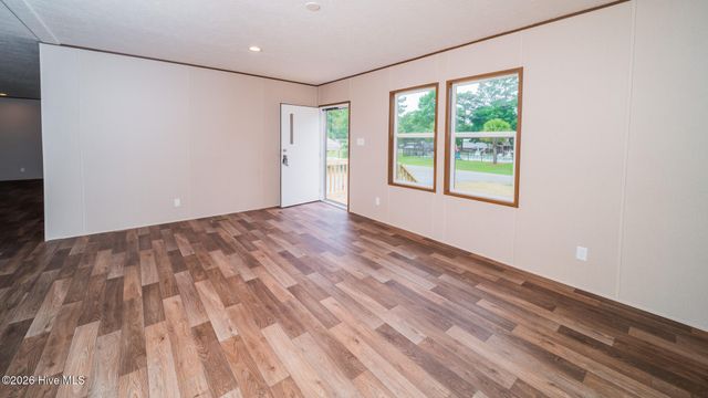 9115 E Calabash Drive SW, Calabash, NC 28467