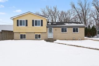 968 Trombley Drive, Troy, MI 48083