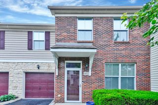 1652 Nature Drive, 22, Grove City, OH 43123
