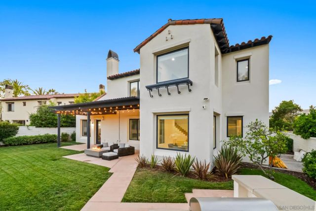 16829 Going My Way, San Diego, CA 92127