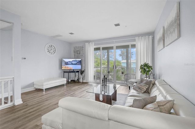 508 FOREST WAY 508, Longboat Key, FL 34228