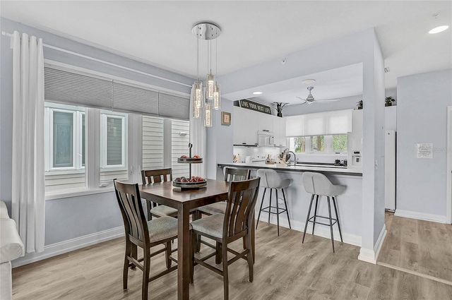 508 FOREST WAY 508, Longboat Key, FL 34228