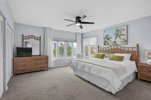 508 FOREST WAY 508, Longboat Key, FL 34228