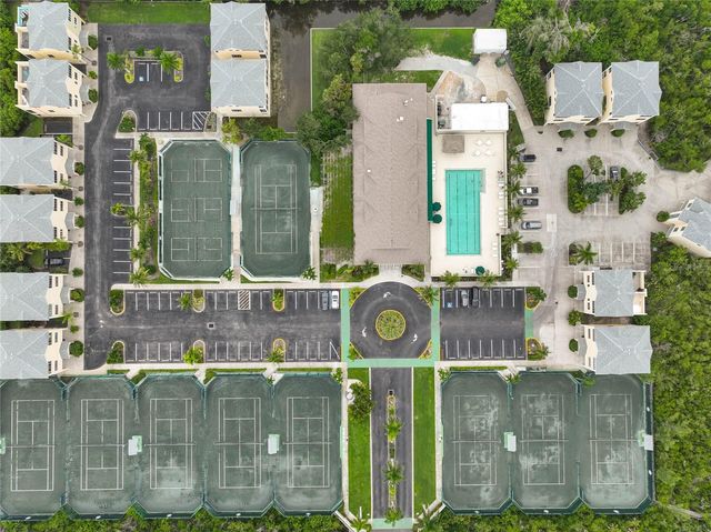 508 FOREST WAY 508, Longboat Key, FL 34228