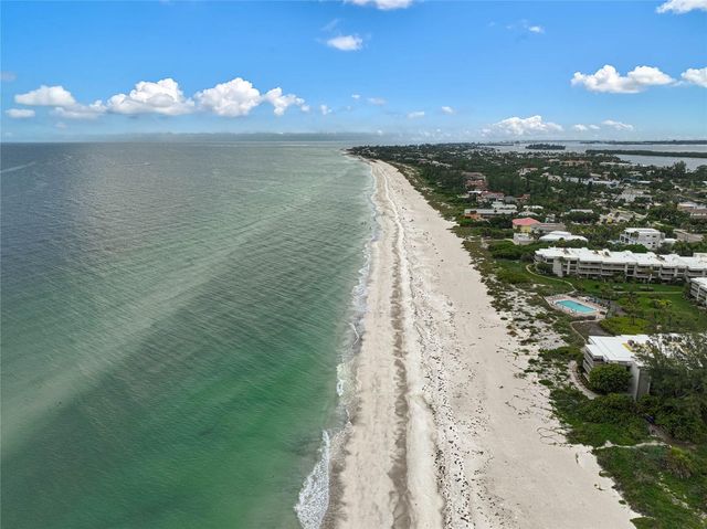 508 FOREST WAY 508, Longboat Key, FL 34228