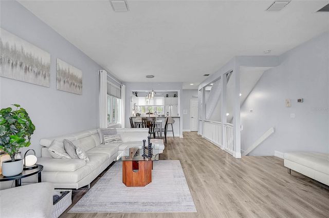508 FOREST WAY 508, Longboat Key, FL 34228