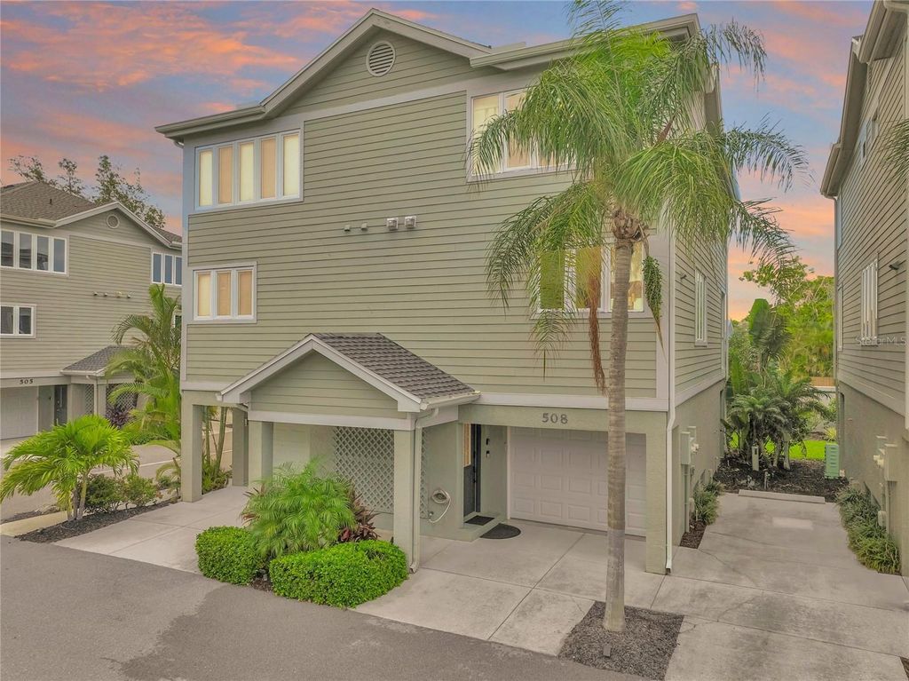 508 FOREST WAY 508, Longboat Key, FL 34228