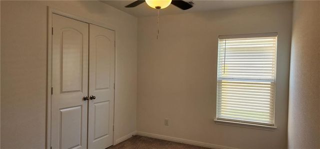 18312 Speculator LN, Elgin, TX 78621