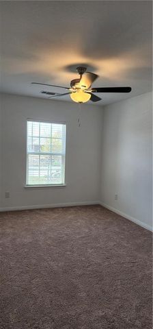 18312 Speculator LN, Elgin, TX 78621