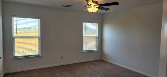 18312 Speculator LN, Elgin, TX 78621