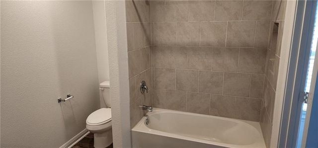 18312 Speculator LN, Elgin, TX 78621