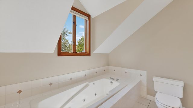 1052 Foxcroft Circle SW, Rochester, MN 55902