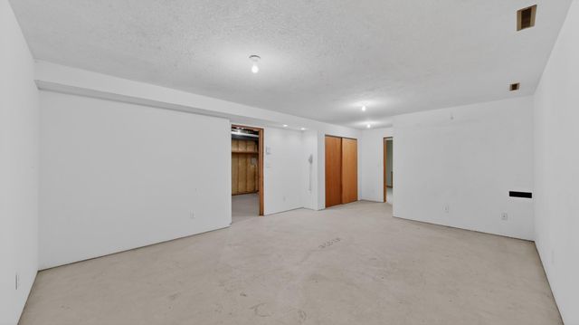 1052 Foxcroft Circle SW, Rochester, MN 55902