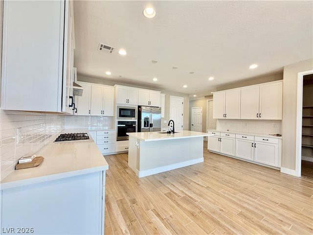 11825 Pandion Avenue, Las Vegas, NV 89138