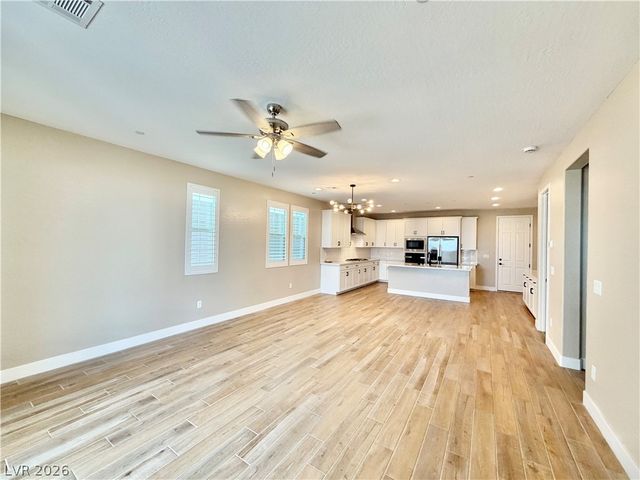 11825 Pandion Avenue, Las Vegas, NV 89138