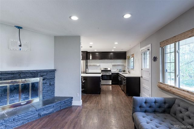 425 Kendall Street, Lakewood, CO 80226