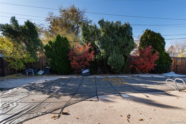 425 Kendall Street, Lakewood, CO 80226