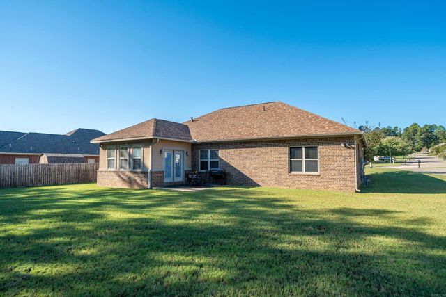 172 Mapleleaf Circle, Hot Springs National Park, AR 71901