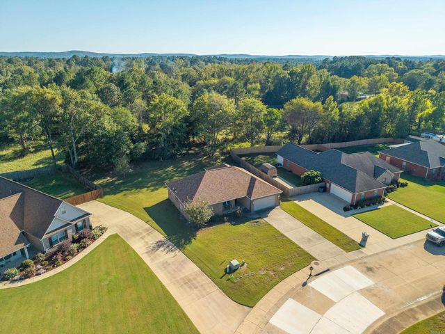 172 Mapleleaf Circle, Hot Springs National Park, AR 71901