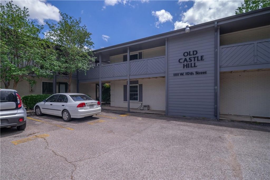 1111 W 10th ST 212, Austin, TX 78703