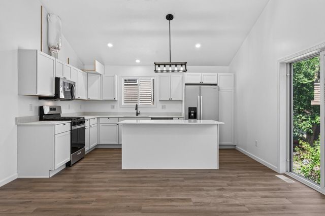 926 Galtier Street, Saint Paul, MN 55117