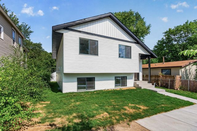 926 Galtier Street, Saint Paul, MN 55117