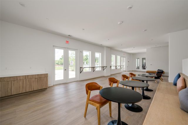 4802 S Congress Ave 121, Austin, TX 78745