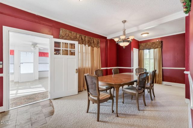 301 E Stanley Street, Four Oaks, NC 27524