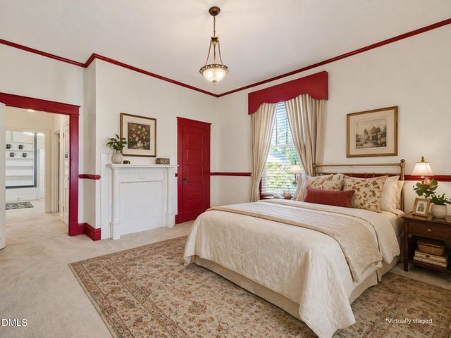 301 E Stanley Street, Four Oaks, NC 27524