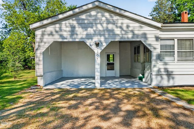 301 E Stanley Street, Four Oaks, NC 27524
