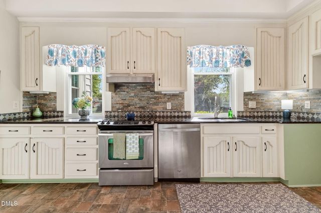 301 E Stanley Street, Four Oaks, NC 27524